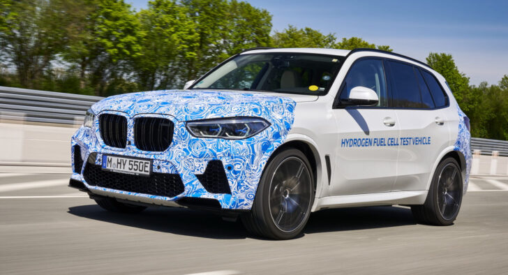 Компания BMW начала испытания водородного кроссовера BMW X5