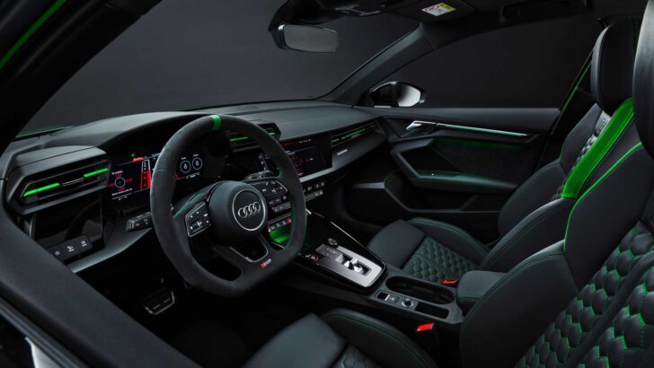 Интерьер Audi RS3. Фото Audi