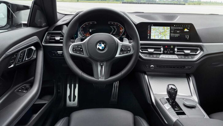 Интерьер BMW 2-Series. Фото BMW