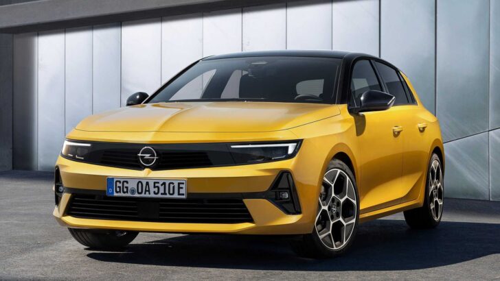 Компания Opel может выпустить кросс-версию хэтчбека Opel Astra