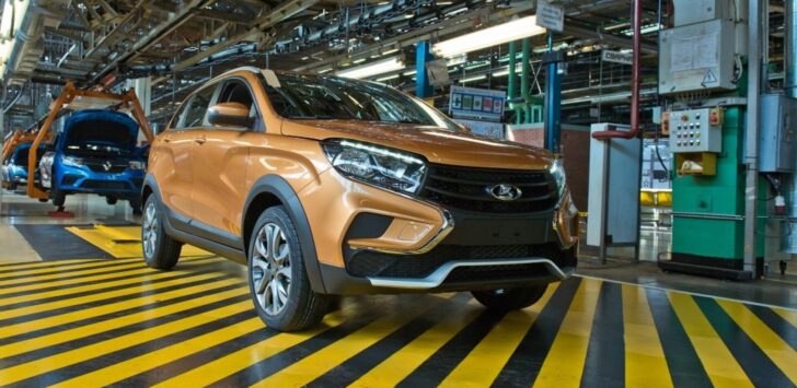 Автоконцерн АВТОВАЗ будет выпускать автомобили LADA и Renault в воскресенье