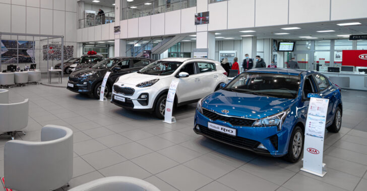 Рост цен на автомобили в России продолжает замедляться осенью 2021 года