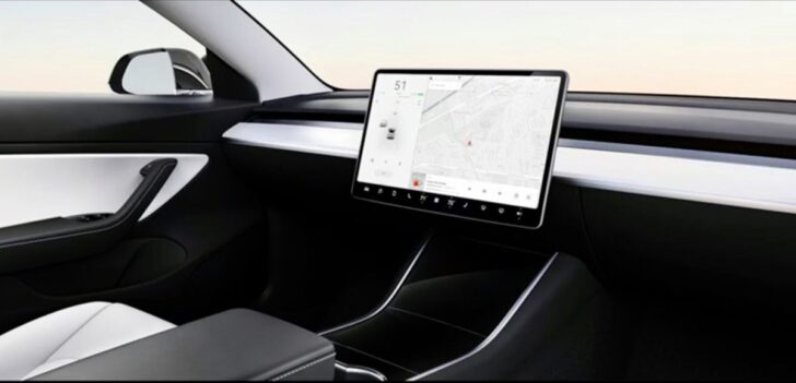 Навигатор в электромобилях Tesla станет платным