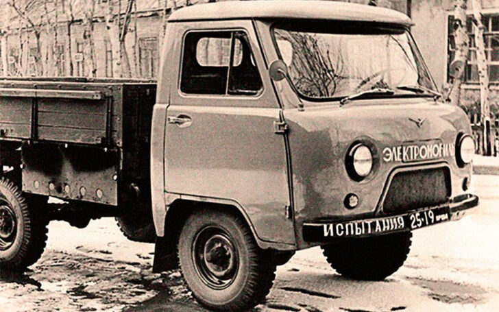 Автозавод УАЗ показал электрическую версию «Головастика» из СССР