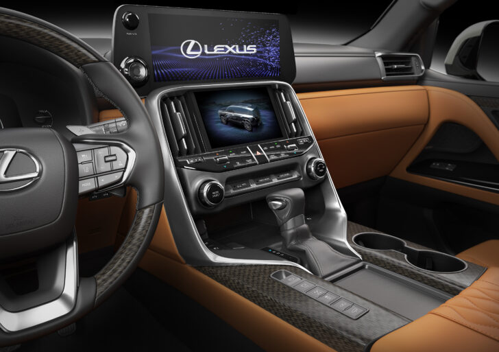 Интерьер Lexus LX. Фото Lexus