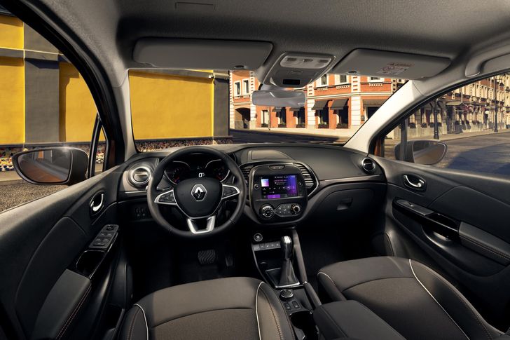 Интерьер Renault Kaptur Intense Интерьер Renault Kaptur Intense