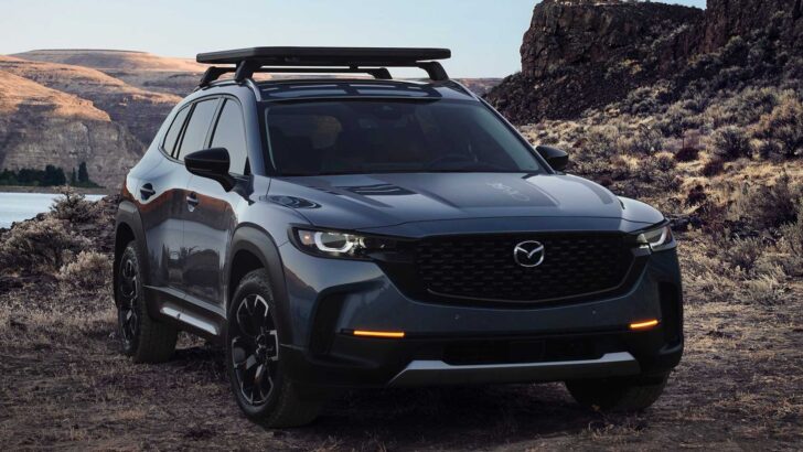 Mazda представила в США кроссовер CX-50 2022 модельного года Mazda представила в США кроссовер CX-50 2022 модельного года