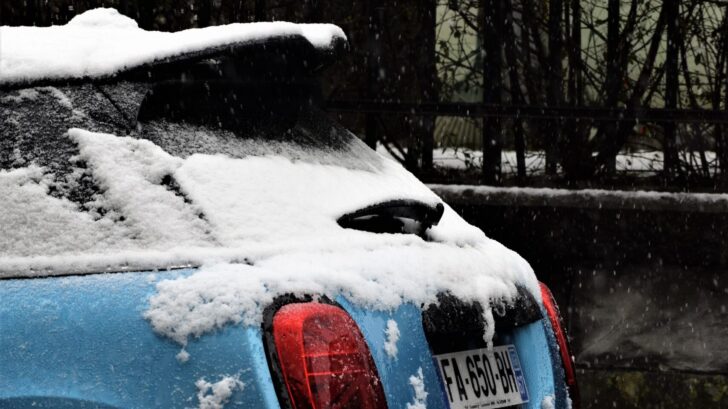 Эксперт рассказал об опасности прогрева автомобиля зимой