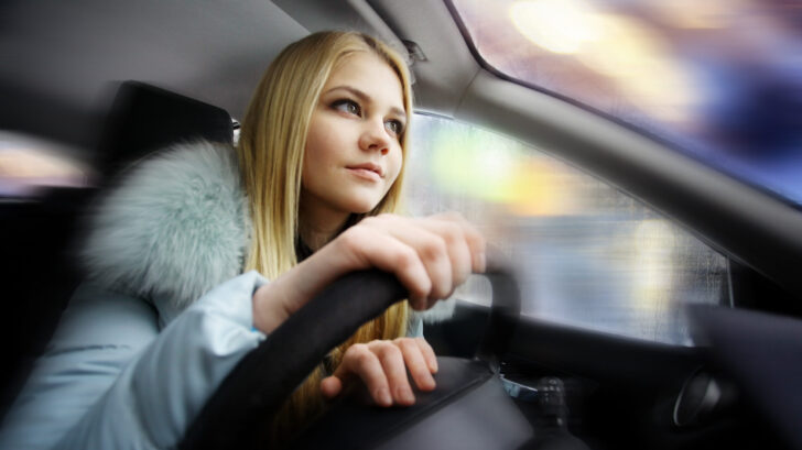 Гражданам РФ назвали пять главных ошибок начинающих водителей