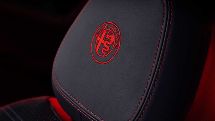 Интерьер Alfa Romeo Tonale. Фото Alfa Romeo
