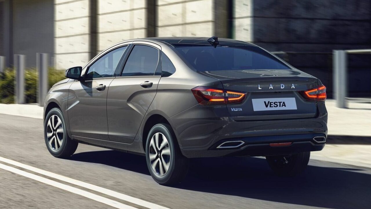 Автоконцерн АВТОВАЗ выпустит обновленный седан LADA Vesta Sport в 2023 году  — Автоновости дня