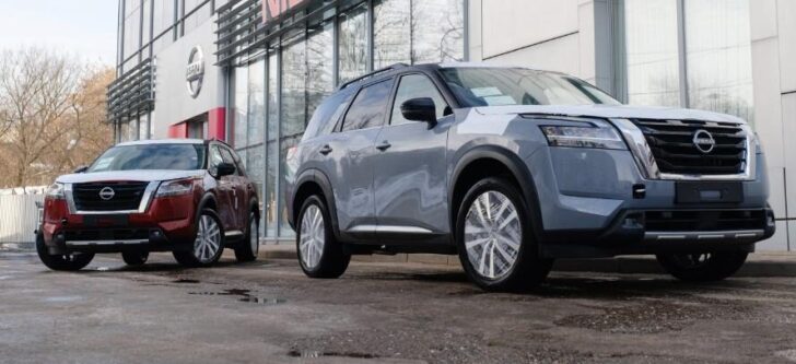 Компания Nissan начала продажи в РФ внедорожника Nissan Pathfinder нового поколения