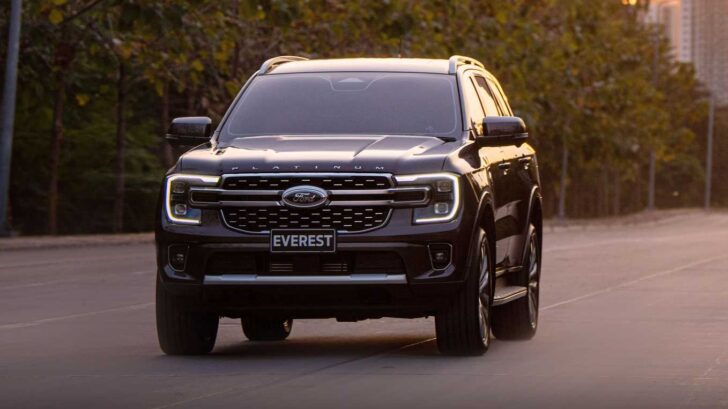 Компания Ford представила внедорожник Ford Everest на базе пикапа Ranger нового поколения