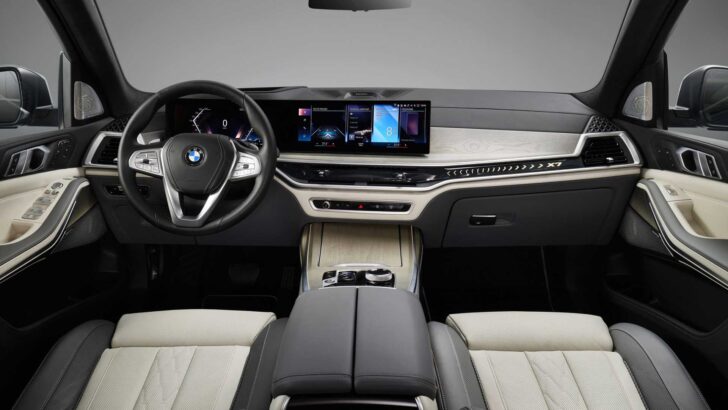 Интерьер BMW X7. Фото BMW