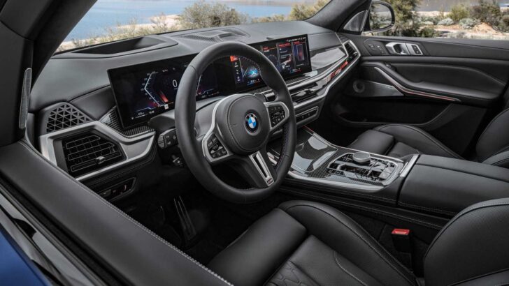 Интерьер BMW X7. Фото BMW