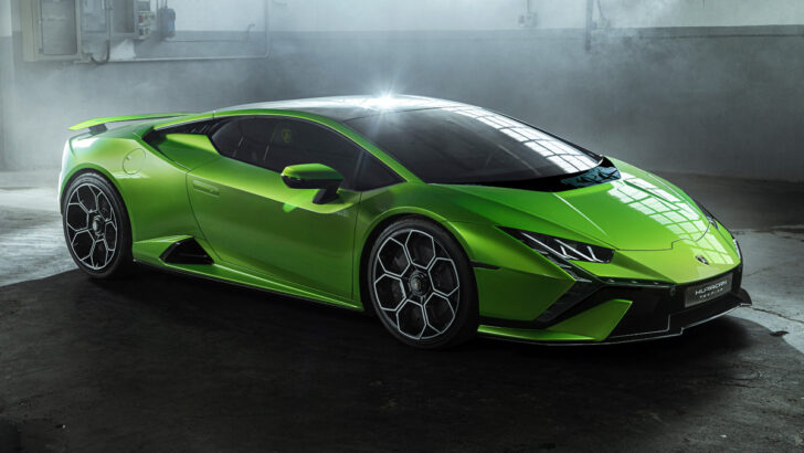 Lamborghini представила новое заднеприводное купе Huracаn Tecnica