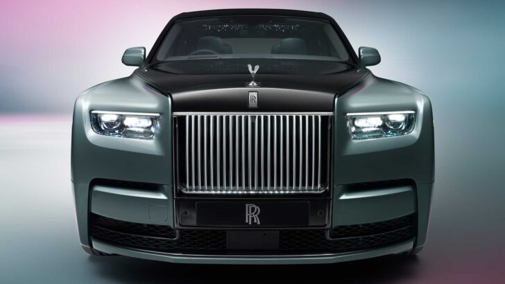 Rolls Royce Phantom. Фото Rolls-Royce