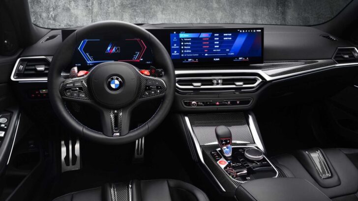 Интерьер BMW M3 Touring