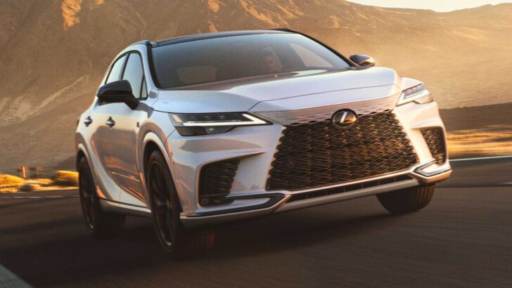 Представлен новый Lexus RX 2023 года: что изменилось
