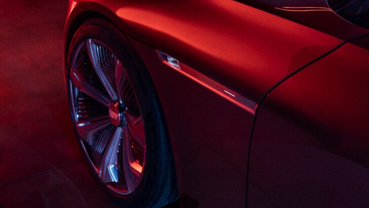 GM инвестирует $81 млн в разработку нового флагманского электроседана Cadillac Celestiq