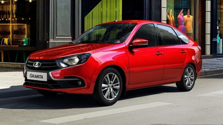 Граждане РФ начали покупать новые автомобили стандарта «Евро-2» впервые с 2008 года