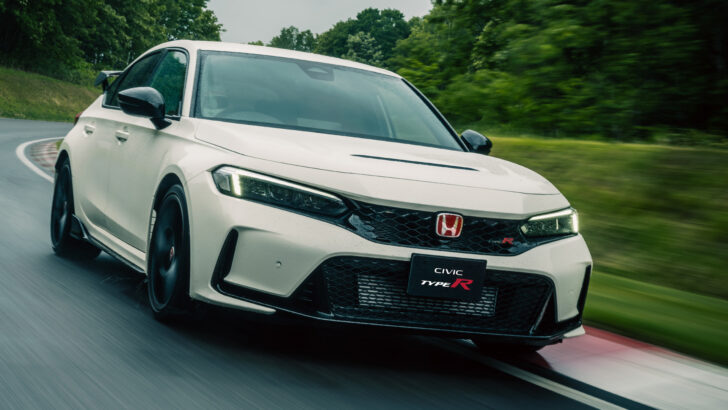 Компания Honda представила новый хэтчбек Honda Civic Type R 2023 года