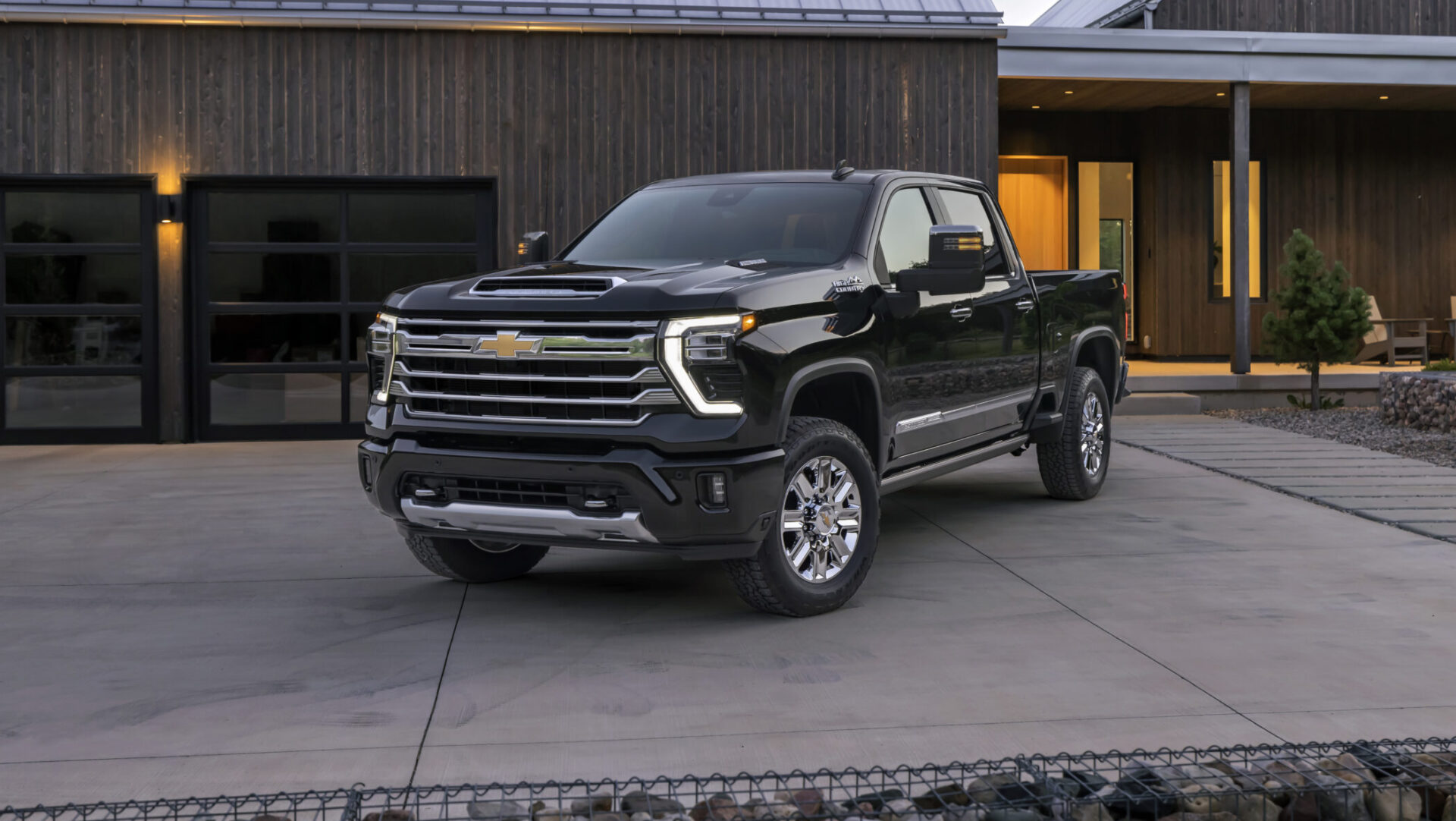 Chevrolet Silverado 1500 Interior