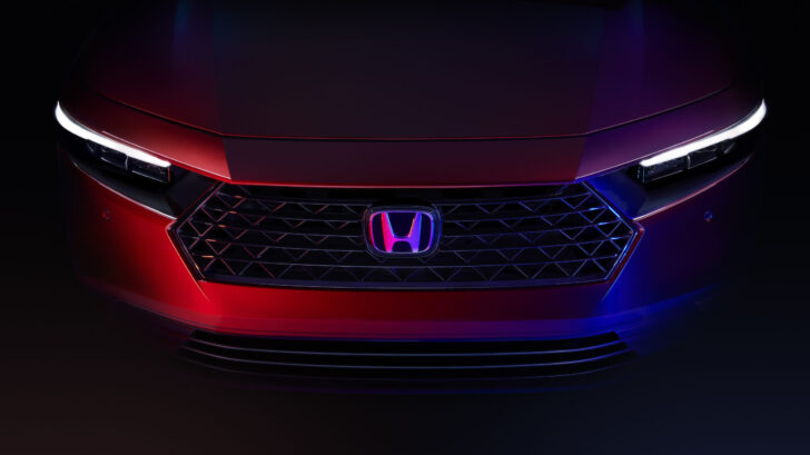 Honda впервые показала новый Accord на тизере