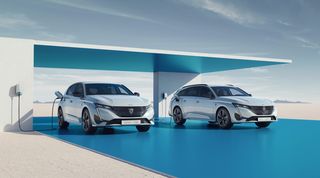 Электрические Peugeot 308 и 308 SW