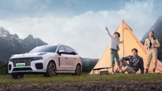 Lynk & Co 09 EM-P Voyage Edition