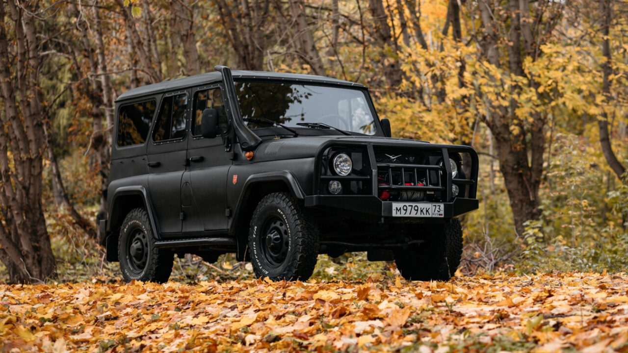 Ульяновский автозавод УАЗ представил юбилейную спецверсию внедорожника УАЗ  469 — Автоновости дня