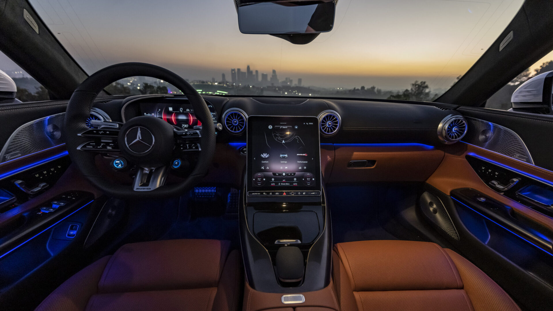 Mercedes SL 2022 Interior