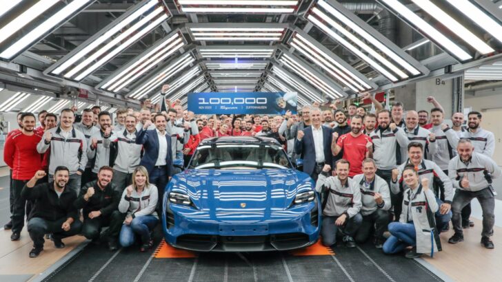 Porsche выпустил 100-тысячный электромобиль Porsche Taycan с 2019 года