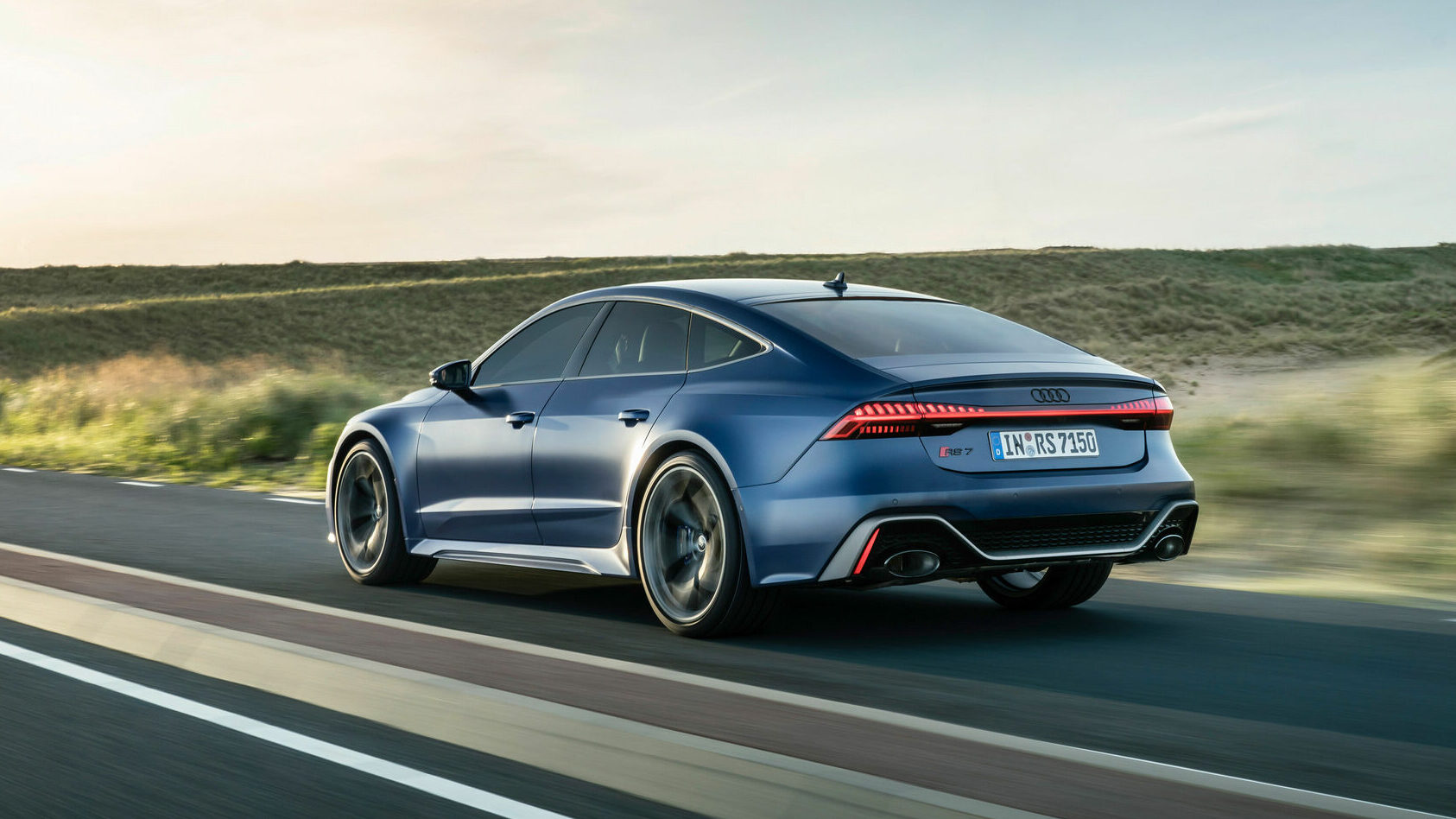 Audi rs7 Sportback силуэт сбоку