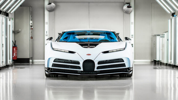 Bugatti выпустила последний экземпляр серийного гиперкара Centodieci