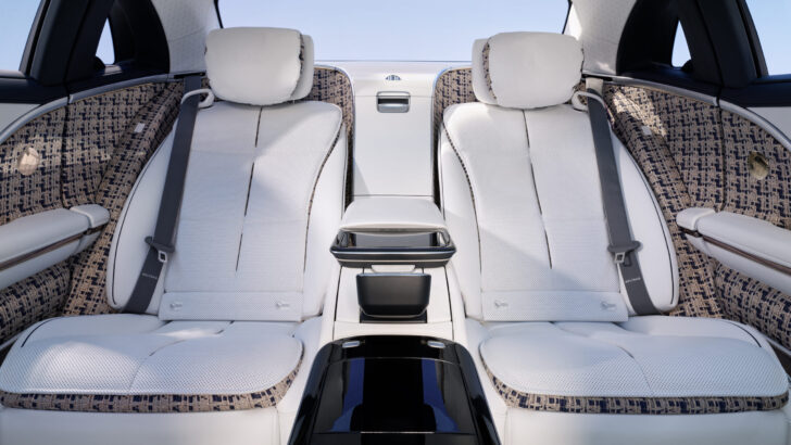 Интерьер Mercedes-Maybach S-Class Haute Voiture