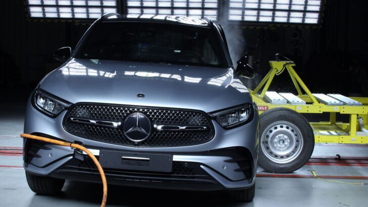 Краш-тест Mercedes-Benz GLC