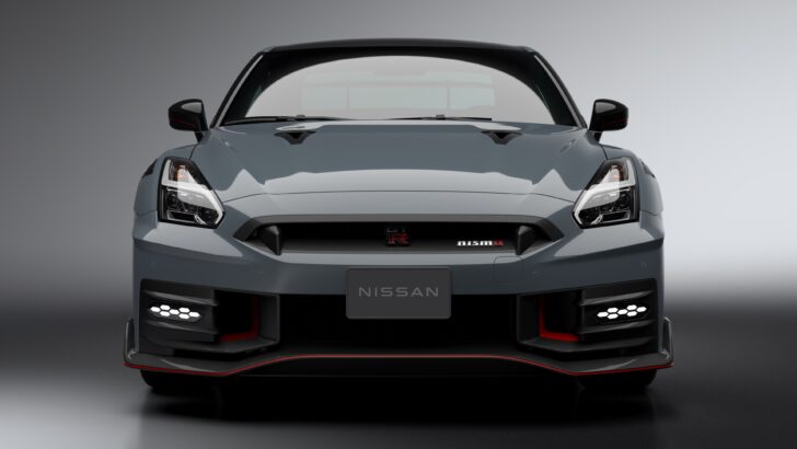 Экстерьер нового Nissan GT-R