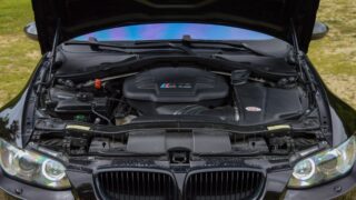 Моторный отсек BMW M3