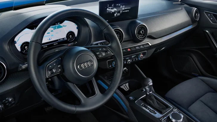 Интерьер Audi Q2 L e-tron