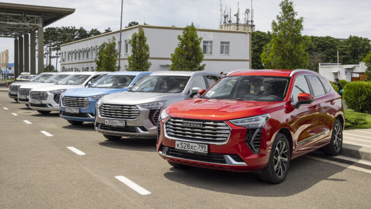 Перечислены самые дешевые китайские автомобили в России весной 2023 года