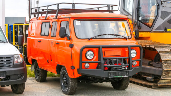 Бумажная модель Автомобиль УАЗ-450А