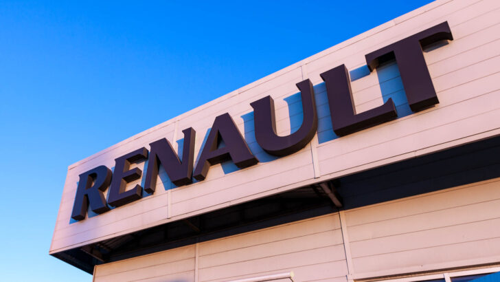 Российские дилеры могут отсудить у Renault право на выкуп доли в «АвтоВАЗе»