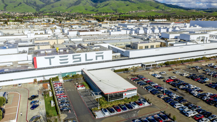 Назван объем производства электромобилей Tesla в 2023 году