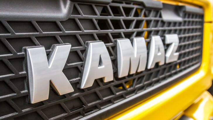 «КамАЗ» возобновил производство грузовиков с двигателями стандарта «Евро-5»
