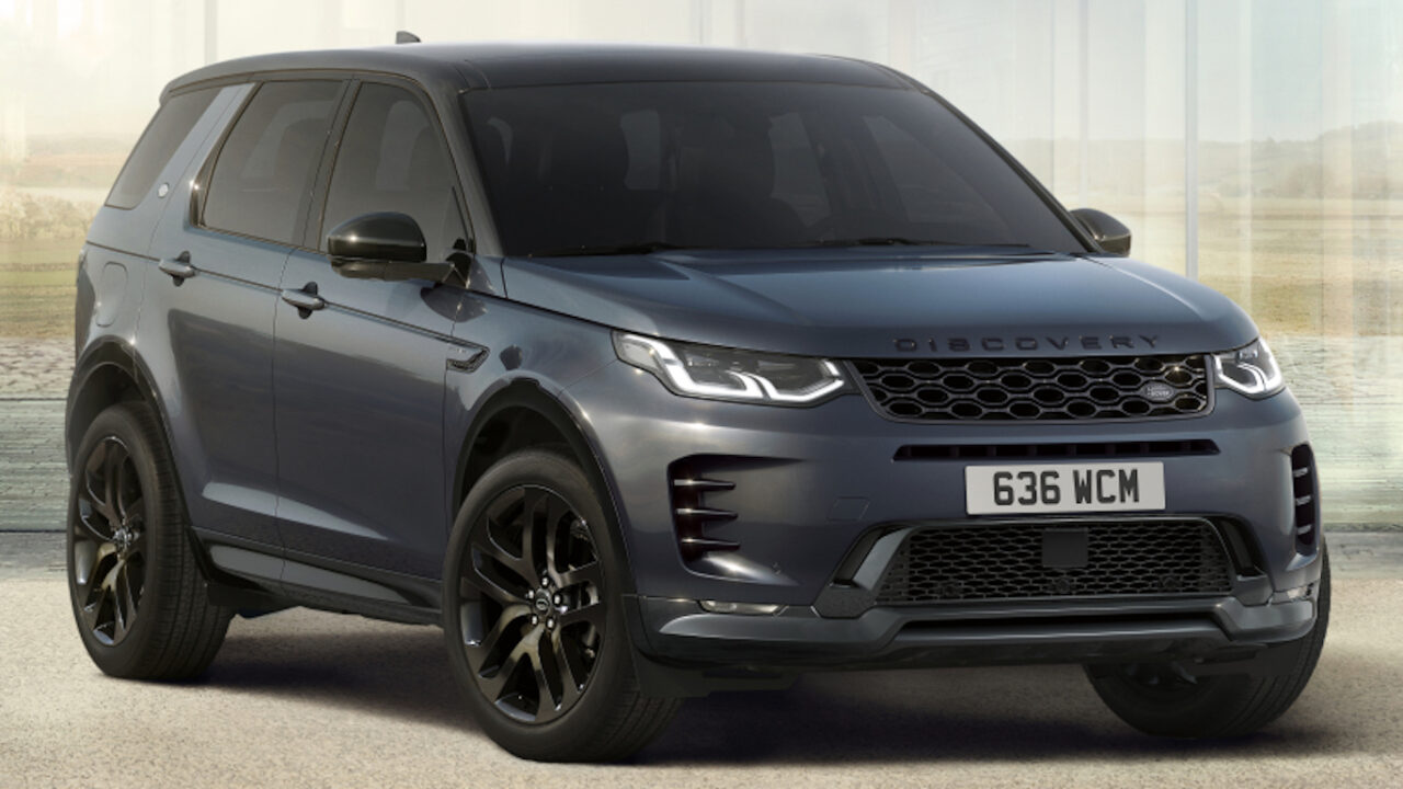 JLR представил обновленный внедорожник Land Rover Discovery Sport 2024