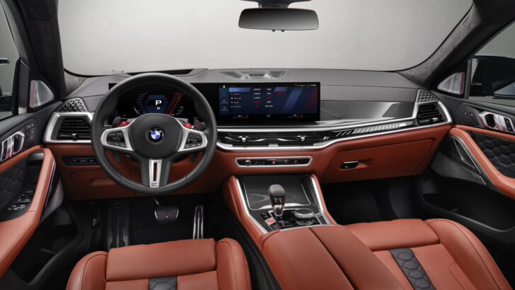Интерьер BMW X5 M Competition