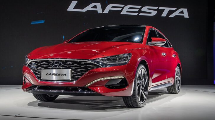 В России появился новый седан Hyundai Lafesta. Машины доступны как из наличия, так и под заказ