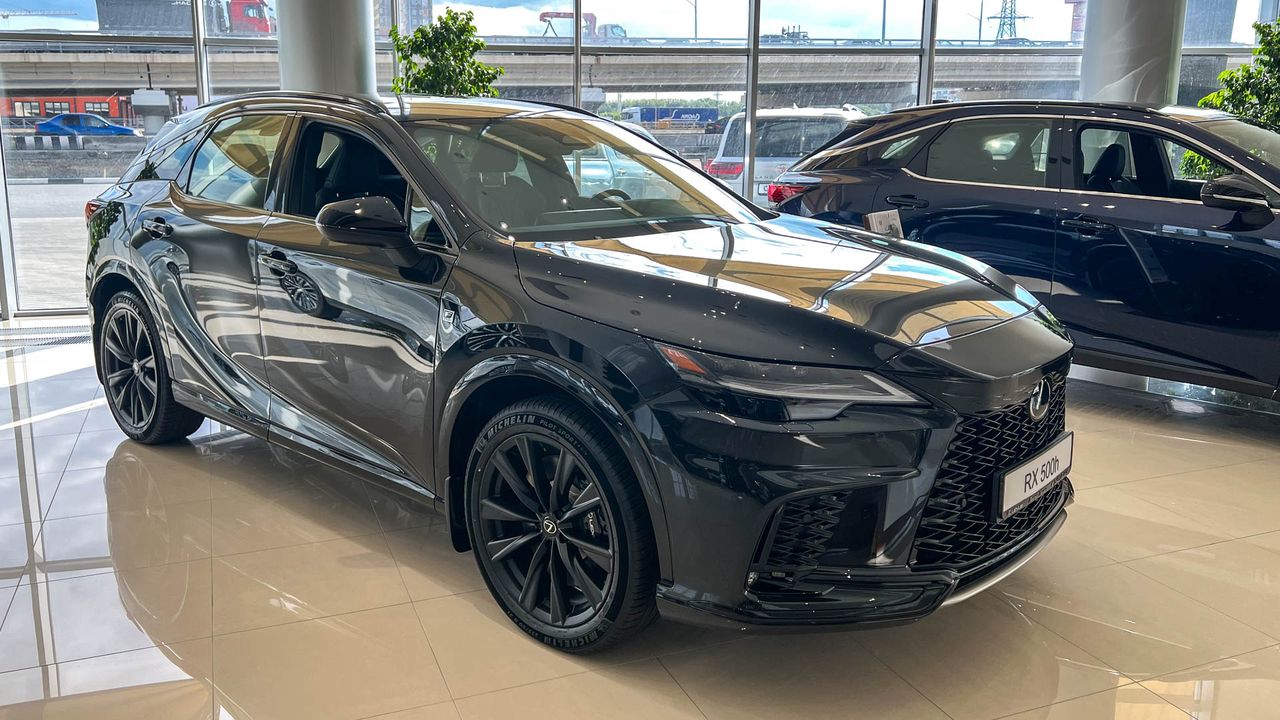 В России продается самый надежный кроссовер в мире. Сколько он стоит ...