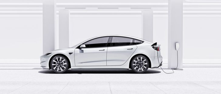 Новая Tesla Model 3
